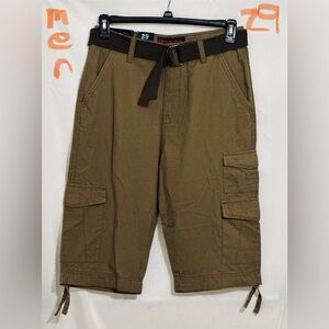 MENS DARK BROWN CARGO SHORTS. HITS BELOW THE KNEE & POCKETS
